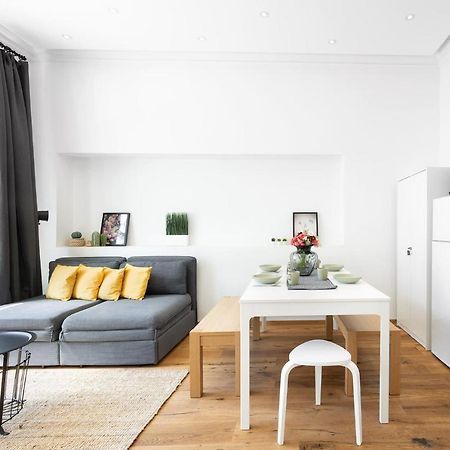 Wiesen Living - Apartment For Up To Twelve People 뮌헨 외부 사진